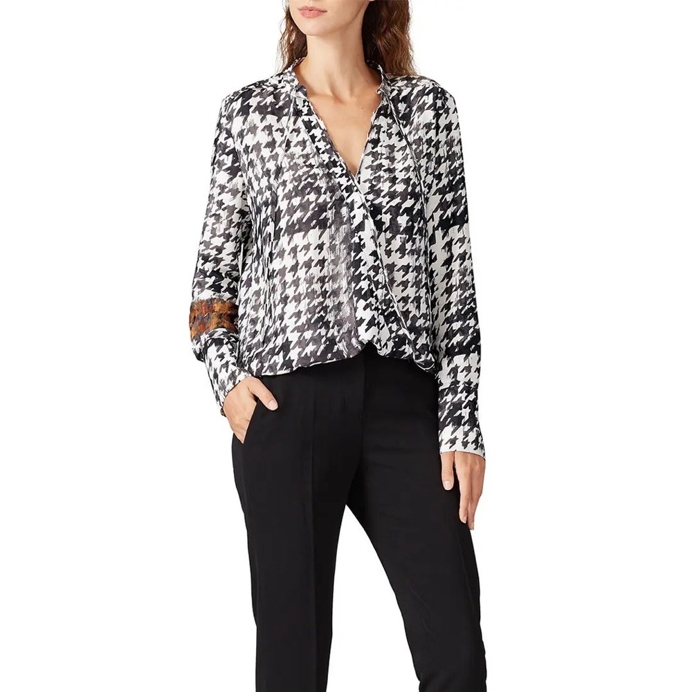 BROCHU WALKER houndstooth graphic print blouse, size small